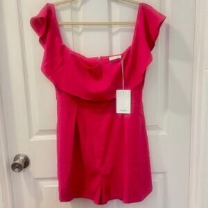 NWT Andree by Unit‎ Hot Pink Shorts Romper Size Large Off-Shoulder Ruffled